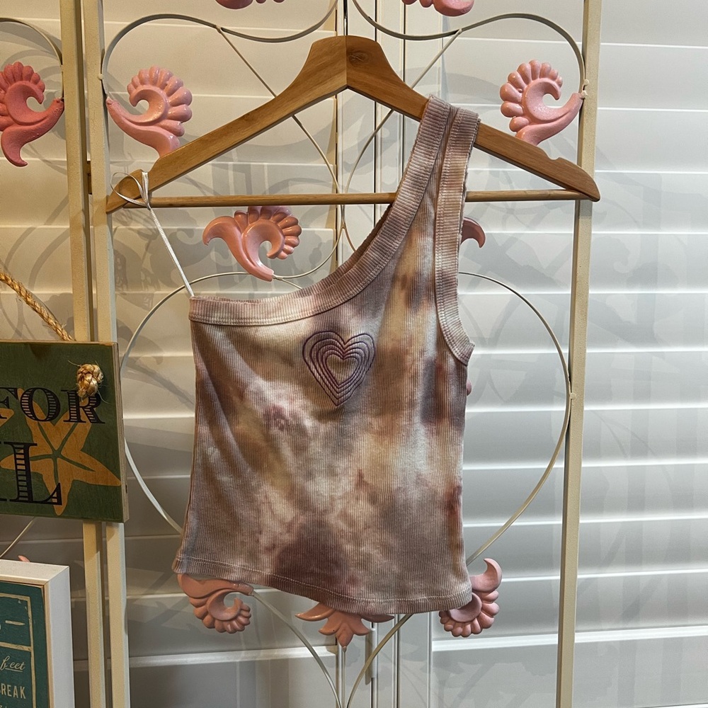 Tie-Dye One-Shoulder Crop Top